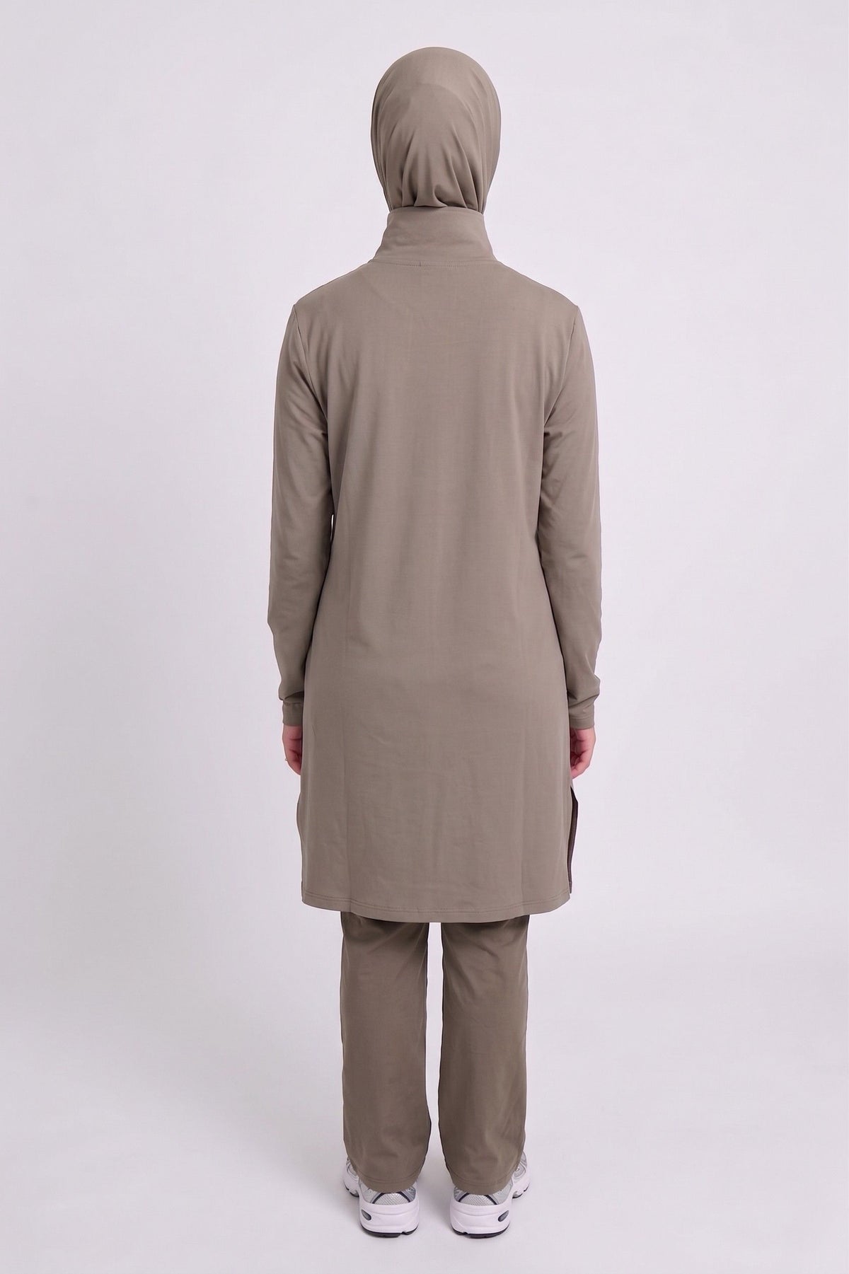 Modest Activewear voor Vrouwen — Beweeg Vrij, Blijf Bedekt