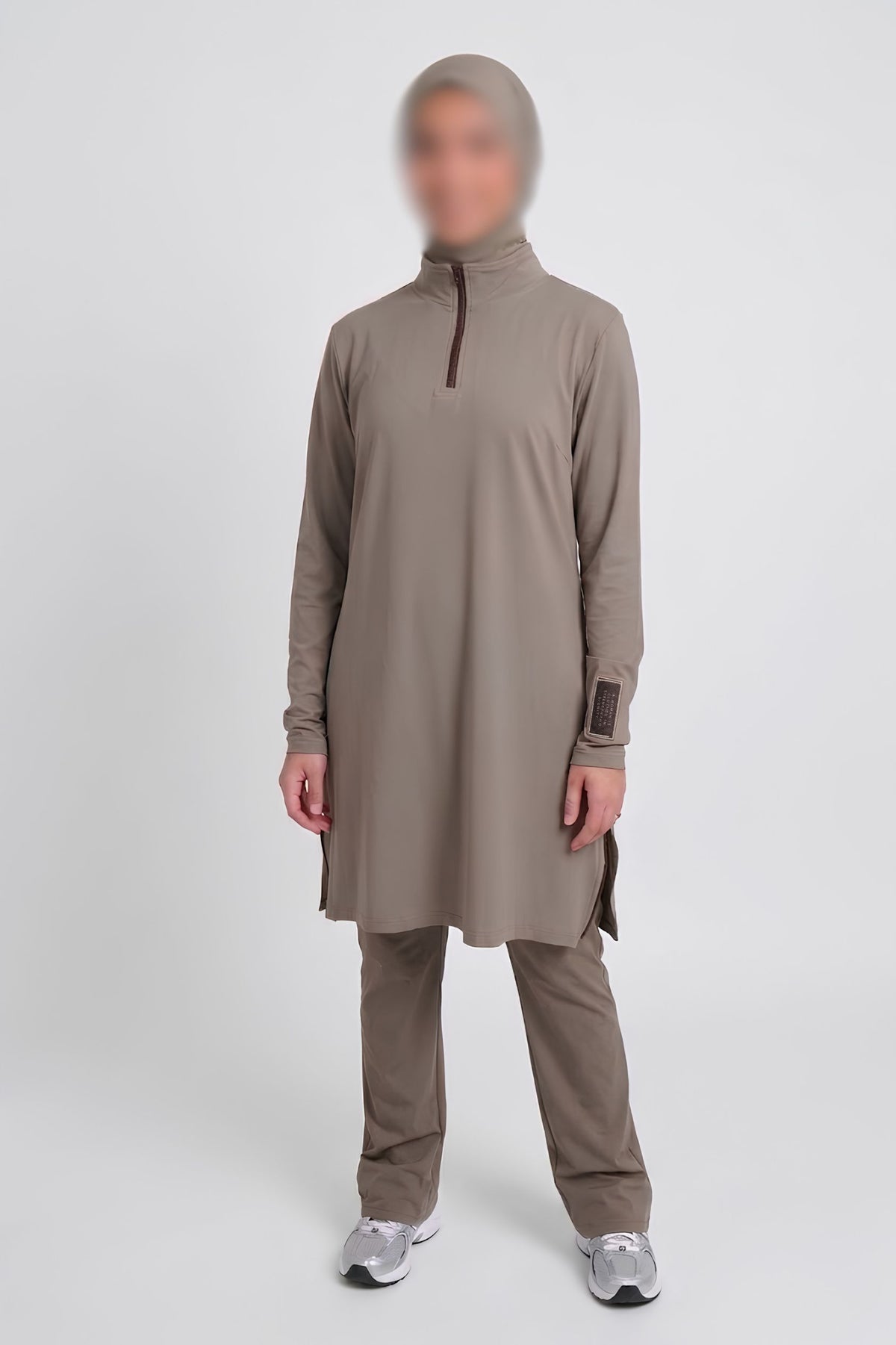 Modest Activewear voor Vrouwen — Beweeg Vrij, Blijf Bedekt